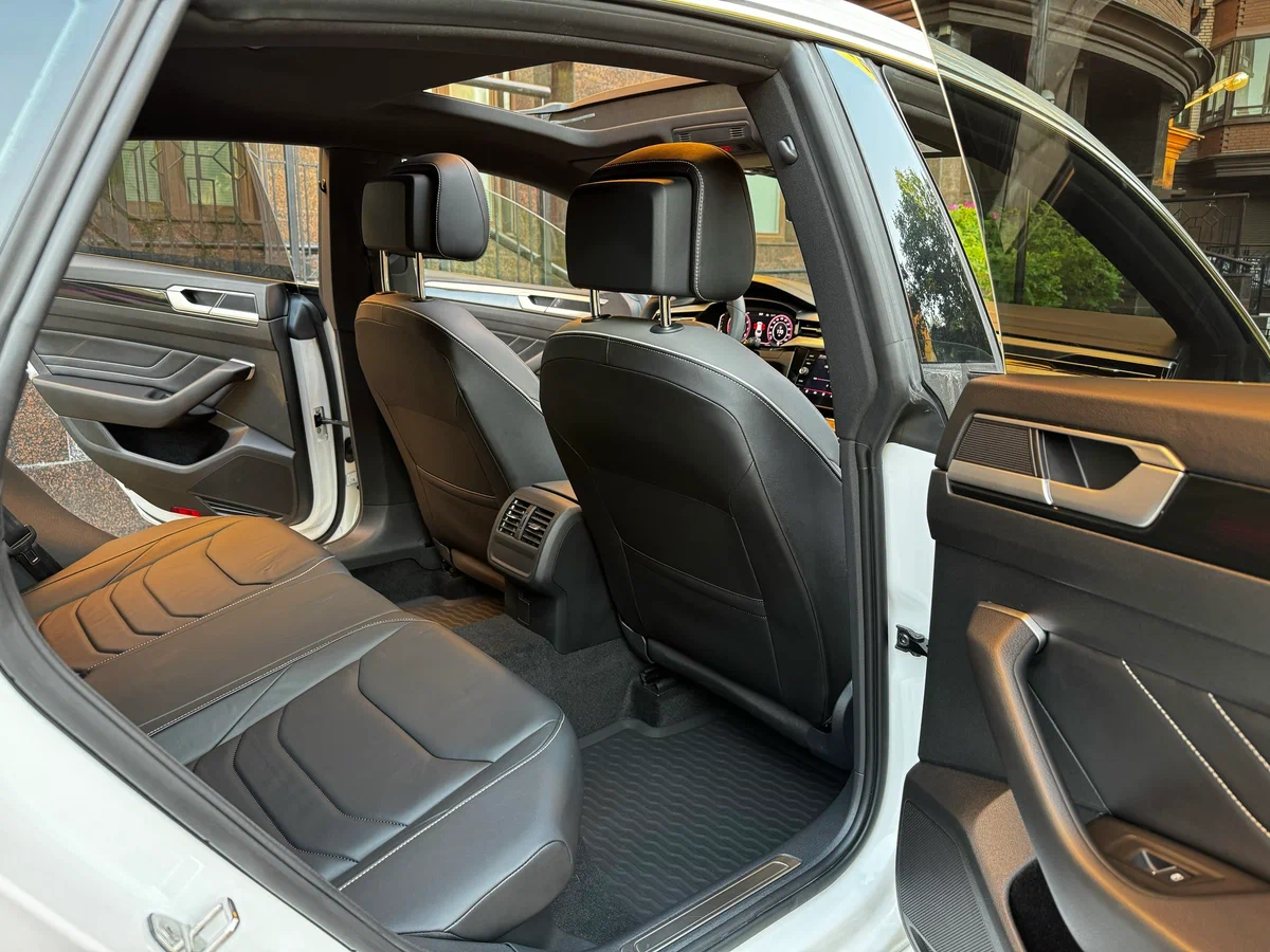 Аренда Volkswagen Arteon Аренда Volkswagen Arteon